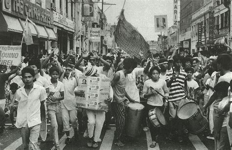 La Revolución EDSA de 1986: Un cambio pacífico y una lucha por la democracia en Filipinas